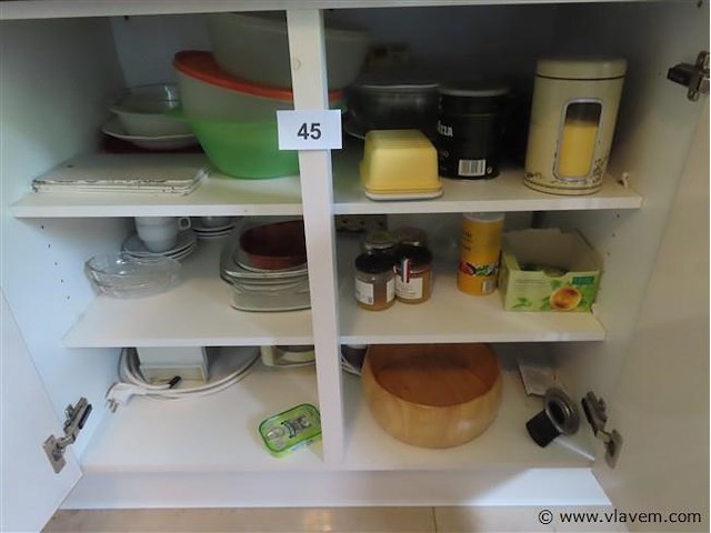 Groot lot in de keuken volgens foto's - afbeelding 9 van  10