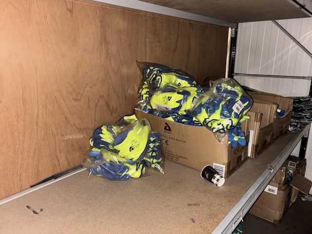 Groot lot kleding / zeilen / handschoenen - afbeelding 2 van  8