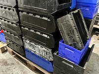 Groot lot kunststof magazijn opbergbakjes - afbeelding 3 van  5