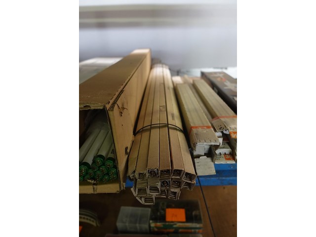 Groot lot lampen - afbeelding 4 van  15