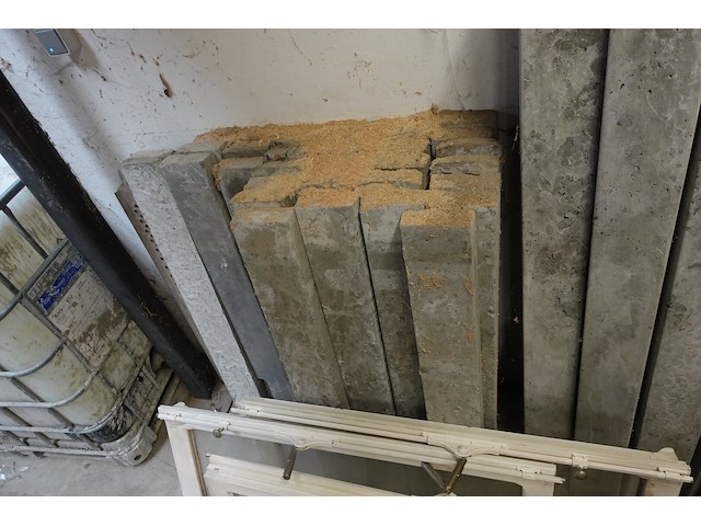 Groot lot lateien - afbeelding 8 van  8