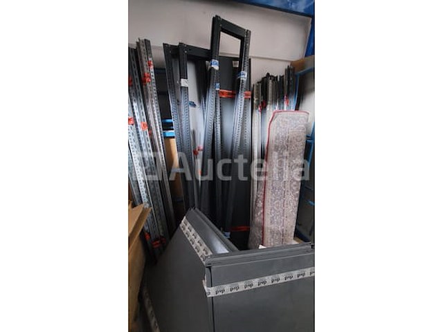 Groot lot legbordstelling veel soorten +- 50 meter alles gedemonteerd. - afbeelding 14 van  32