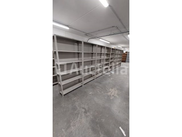 Groot lot legbordstelling veel soorten +- 50 meter alles gedemonteerd. - afbeelding 29 van  32