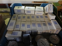 Groot lot manometers - afbeelding 3 van  3