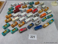 Groot lot miniaturen - afbeelding 1 van  6