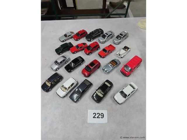 Groot lot miniaturen - afbeelding 1 van  6