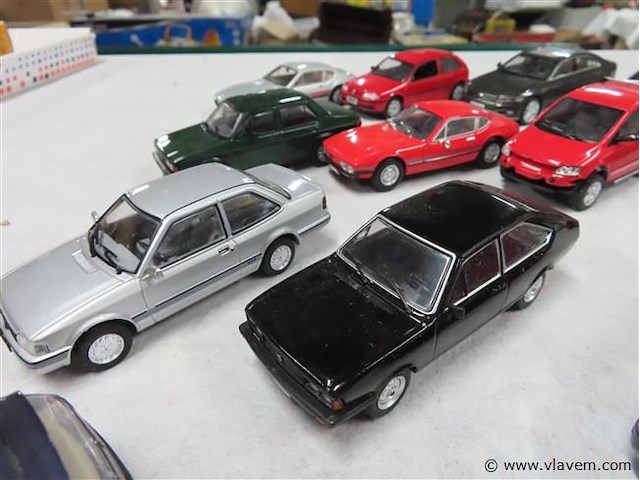 Groot lot miniaturen - afbeelding 4 van  6