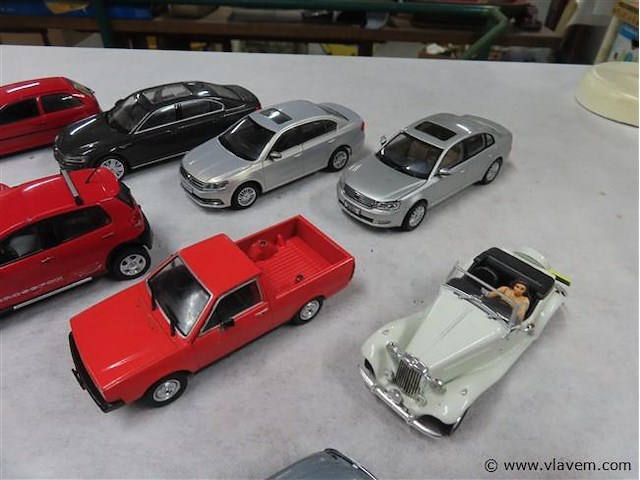 Groot lot miniaturen - afbeelding 5 van  6