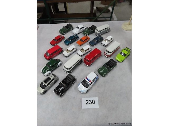 Groot lot miniaturen - afbeelding 1 van  5