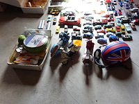 Groot lot miniatuur auto's - afbeelding 4 van  14