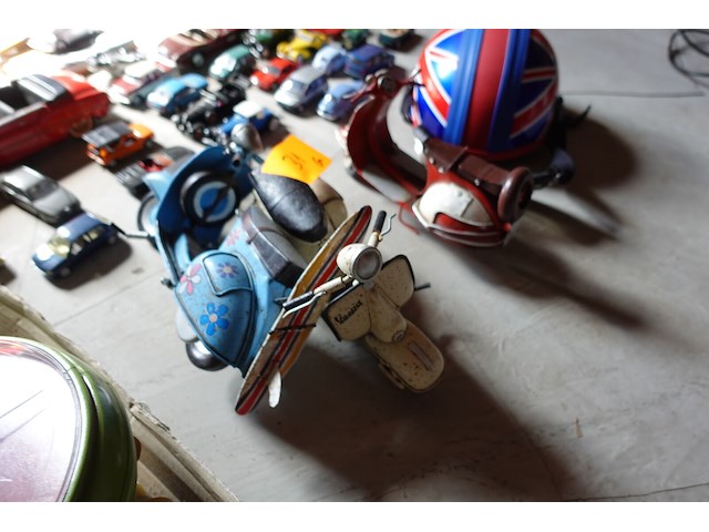 Groot lot miniatuur auto's - afbeelding 6 van  14