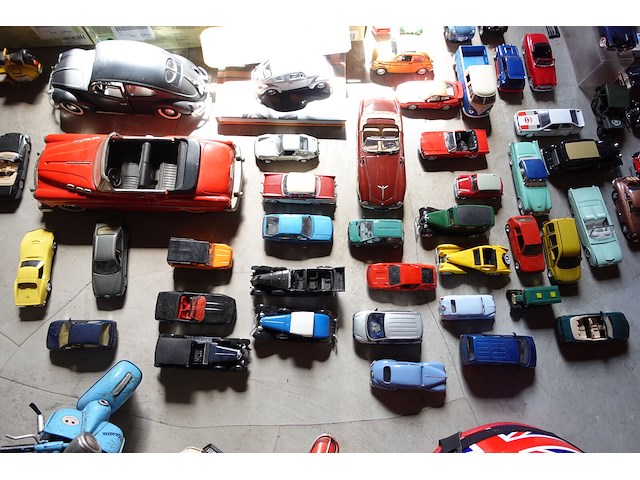 Groot lot miniatuur auto's - afbeelding 7 van  14