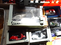 Groot lot miniatuur auto's - afbeelding 9 van  14