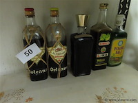 Groot lot oude dranken volgens foto - afbeelding 5 van  7