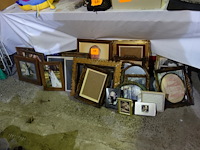 Groot lot oude kaders - afbeelding 1 van  1