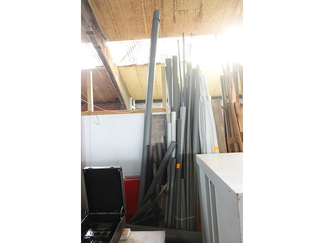Groot lot pvc buizen (verschillende diameters en lengten) - afbeelding 1 van  4