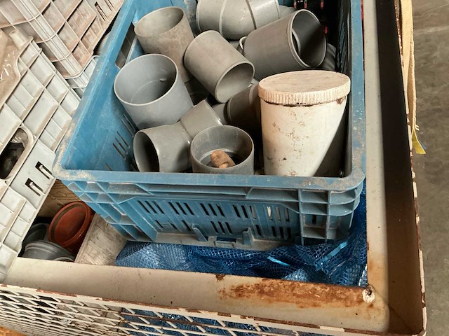 Groot lot riolerings materiaal - afbeelding 8 van  8