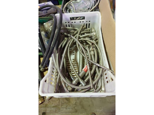 Groot lot sanitair - afbeelding 16 van  20