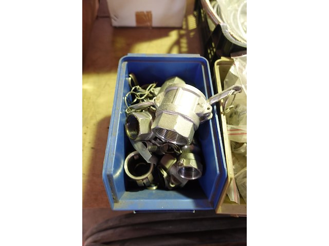 Groot lot sanitair - afbeelding 6 van  20