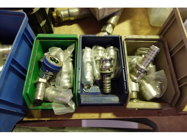 Groot lot sanitair - afbeelding 9 van  20