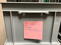 Groot lot stapelbare bakken (euroboxen) (42x) - afbeelding 4 van  5