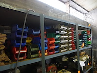 Groot lot stapelbare magazijnbakken - afbeelding 2 van  3