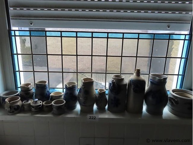 Groot lot steengoed blauw/wit - afbeelding 1 van  3