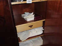 Groot lot textiel in de kast - afbeelding 5 van  5