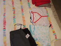 Groot lot textiel volgens foto's - afbeelding 4 van  11