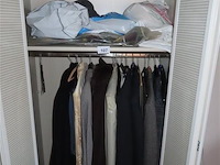 Groot lot textiel volgens foto's - afbeelding 1 van  3