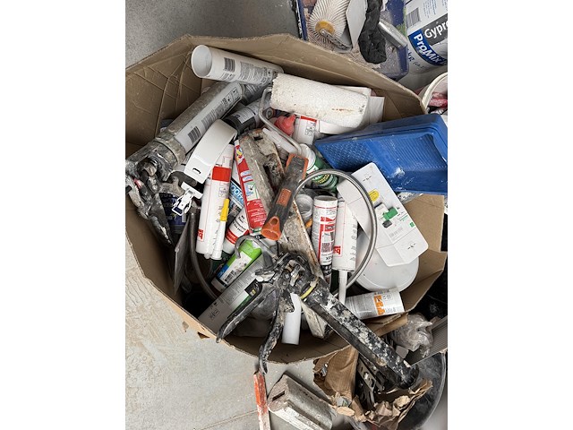 Groot lot van diverse werkmaterialen en gereedschap - afbeelding 11 van  19