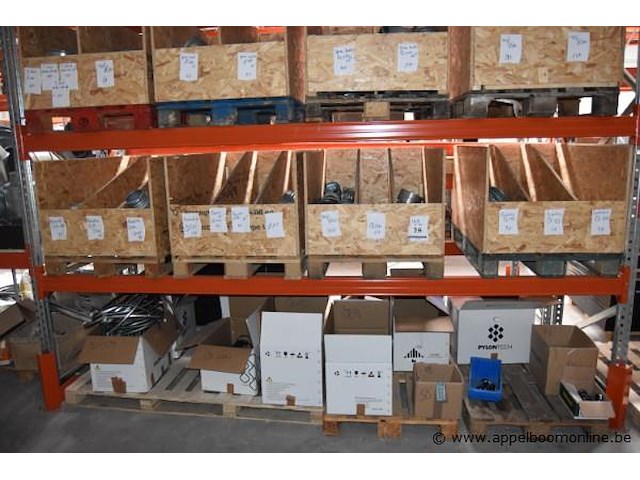 Groot lot ventilatiebuizen en hulpstukken - afbeelding 1 van  6