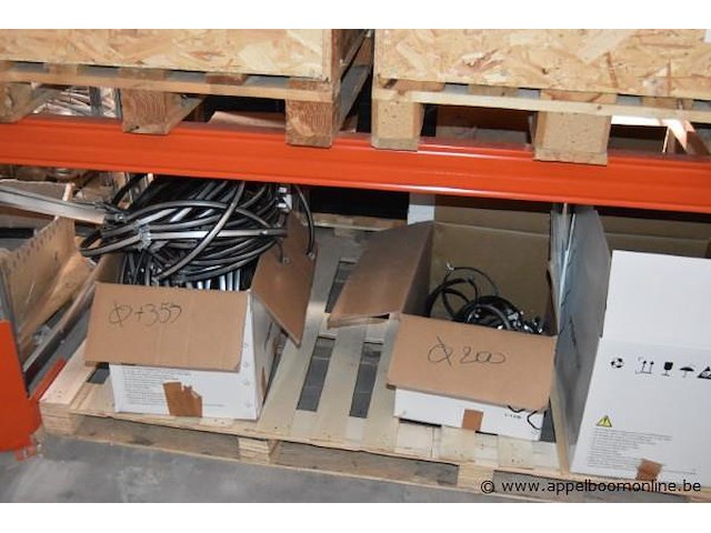 Groot lot ventilatiebuizen en hulpstukken - afbeelding 5 van  6