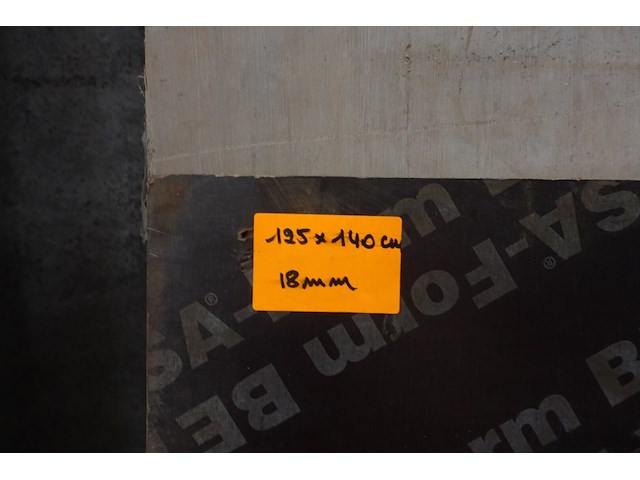 Groot lot verschillende houten platen (ongeveer 30stuks) - afbeelding 14 van  18