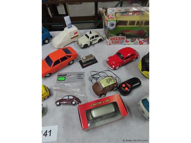 Groot lot volgens foto's - afbeelding 4 van  5