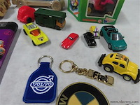 Groot lot volgens foto's - afbeelding 6 van  8