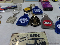 Groot lot volgens foto's - afbeelding 8 van  8