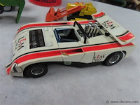 Groot lot volgens foto's - afbeelding 5 van  9