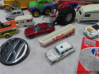 Groot lot volgens foto's - afbeelding 6 van  9