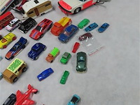 Groot lot volgens foto's - afbeelding 5 van  11