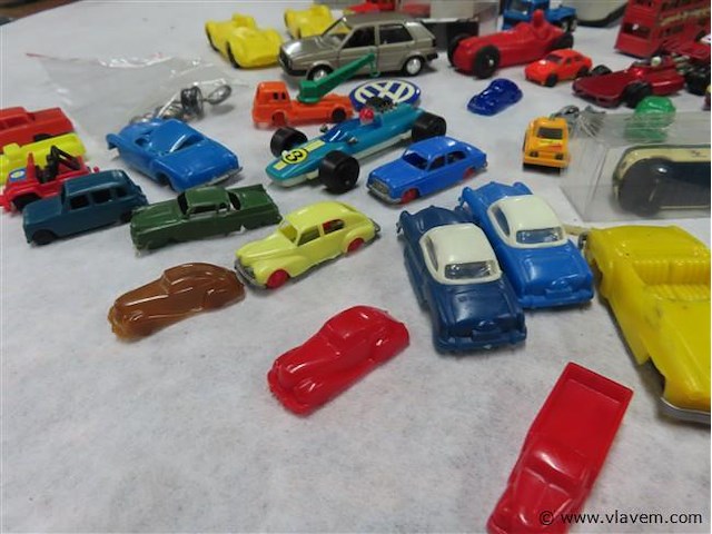 Groot lot volgens foto's - afbeelding 8 van  11