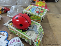 Groot lot volgens foto's - afbeelding 5 van  8