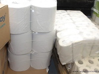 Groot lot wc papier/papier rollen - afbeelding 3 van  3