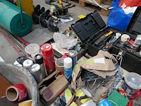 Groot lot werkmateriaal en dergelijken - afbeelding 8 van  8