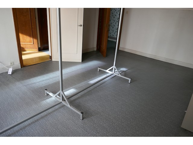 Groot metalen kledijrek - afbeelding 3 van  4