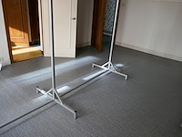 Groot metalen kledijrek - afbeelding 3 van  4