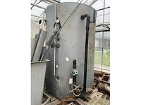 Groot opslagvat met pomp wilo. - afbeelding 2 van  9