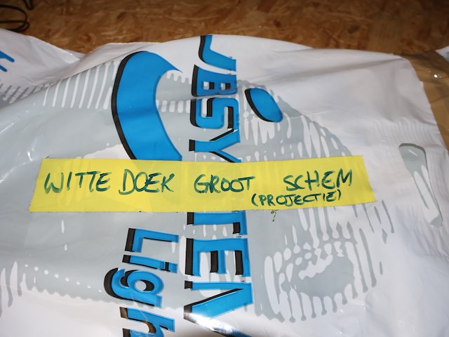 Groot wit doek projectiescherm - afbeelding 3 van  3