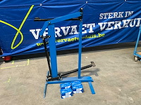 Grootformaat nietmachine