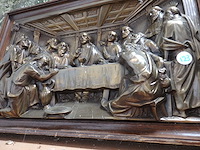 Grote bas-relief, getekend: m. registrado - afbeelding 1 van  2